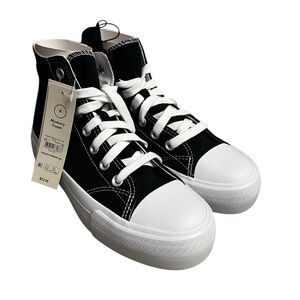 NWT No Boundaries Women's Casual Platform High-Top Lace Up Sneakers Black Size 8